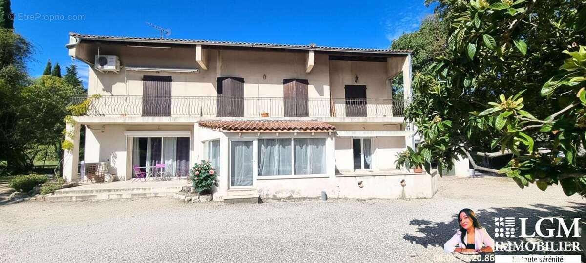 Maison à SAINT-CANNAT