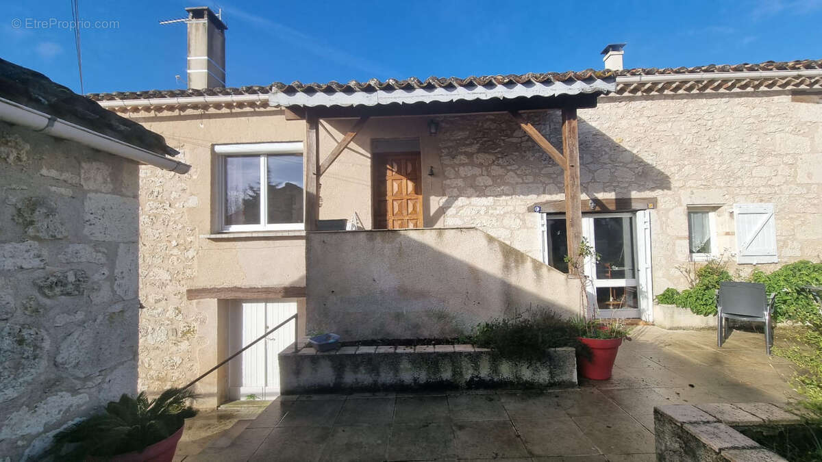 Maison à CAZES-MONDENARD