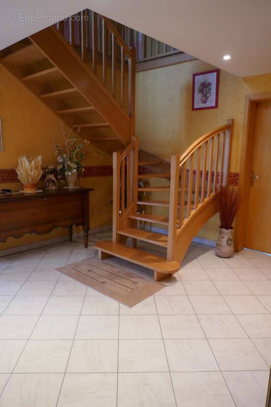 Maison à VOUJEAUCOURT