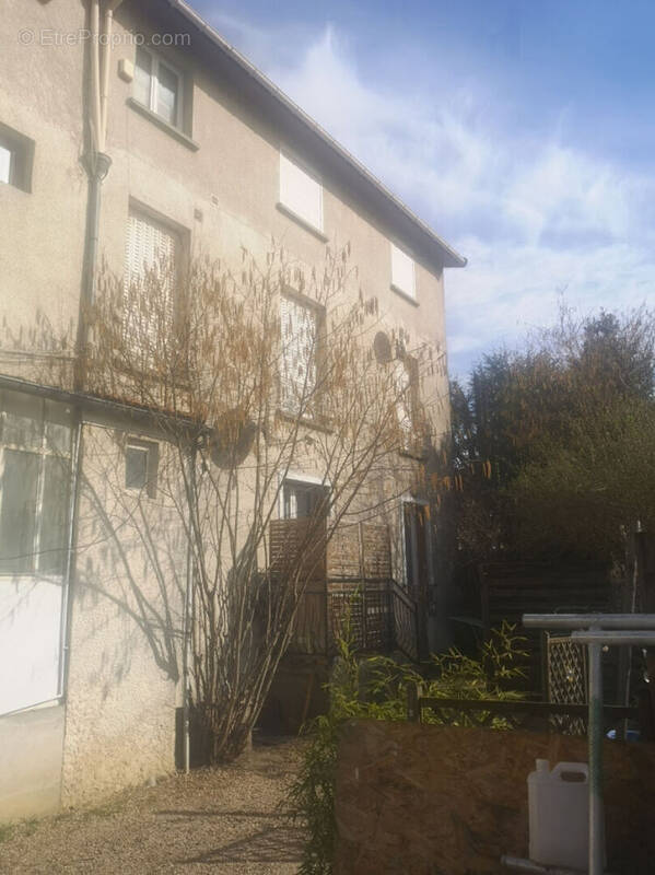 Photo Appartement à Saint-Maur-Des-Fosses au prix de 180 000€