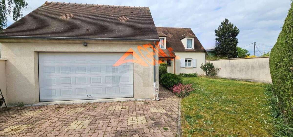 Maison à VIARMES