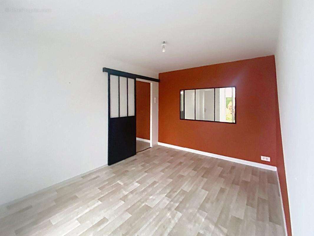 EXCLUSIVITE Maison de  5 pièces  avec dépendance/ local d'activité  de  3 pièces de 55 m2 - photo 17