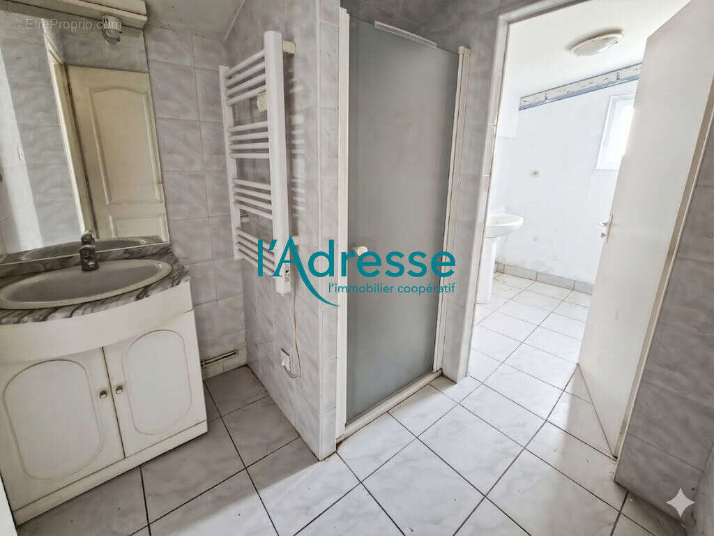 Maison à MONTREVAULT