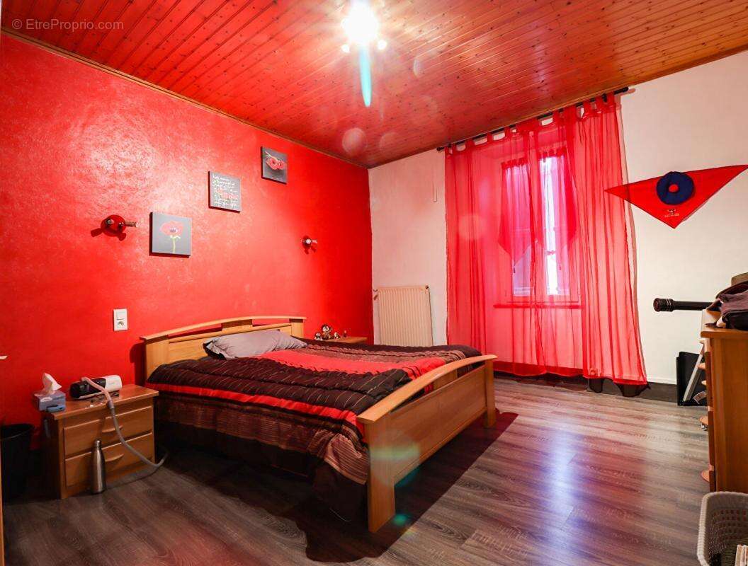 Maison Moulin Mage maison rénovée de 140 m² au coeur du village - photo 6