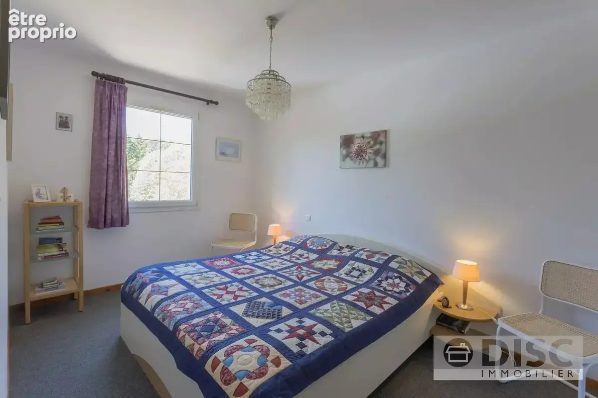 Belle maison moderne avec 1 hectare de terrain et belles vues - photo 11