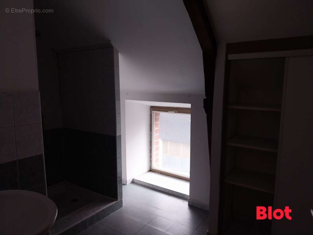 Maison à CHATILLON-EN-VENDELAIS