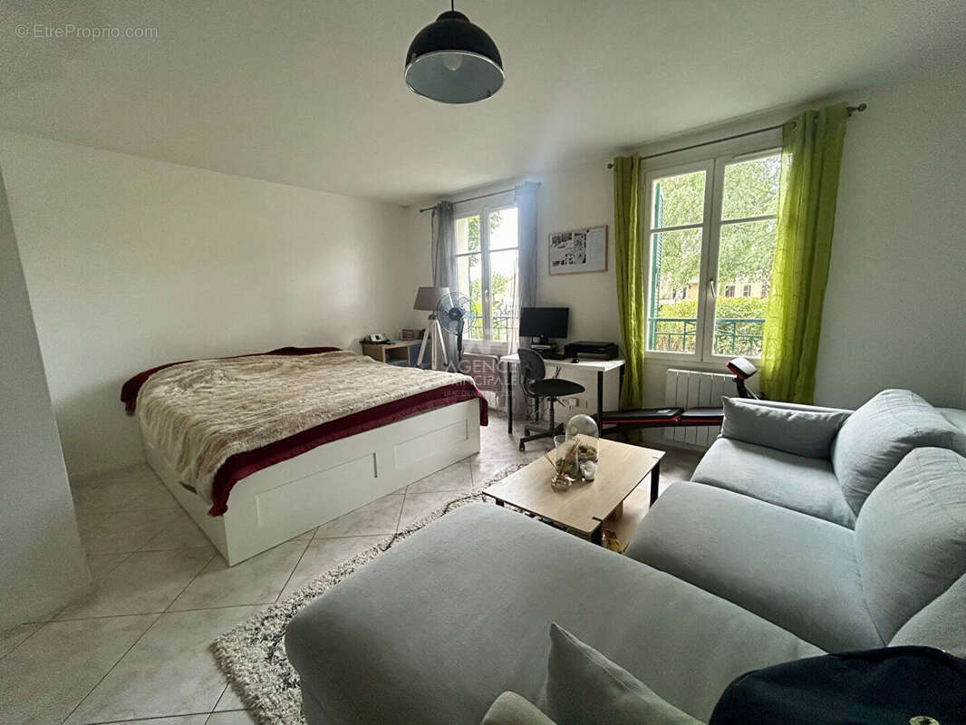 Appartement à CARRIERES-SOUS-POISSY