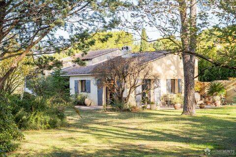 Maison à L'ISLE-SUR-LA-SORGUE