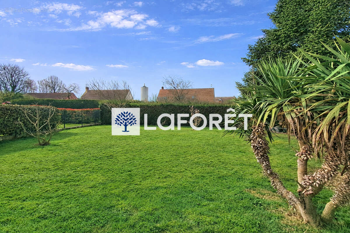 Maison à ROZAY-EN-BRIE