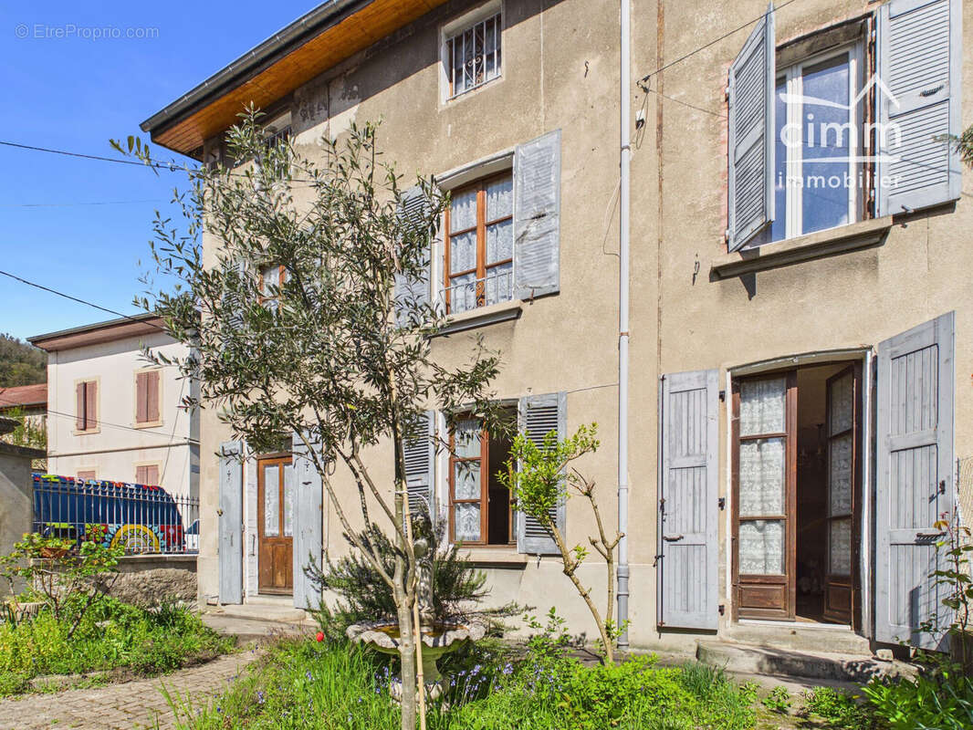 Maison à TULLINS