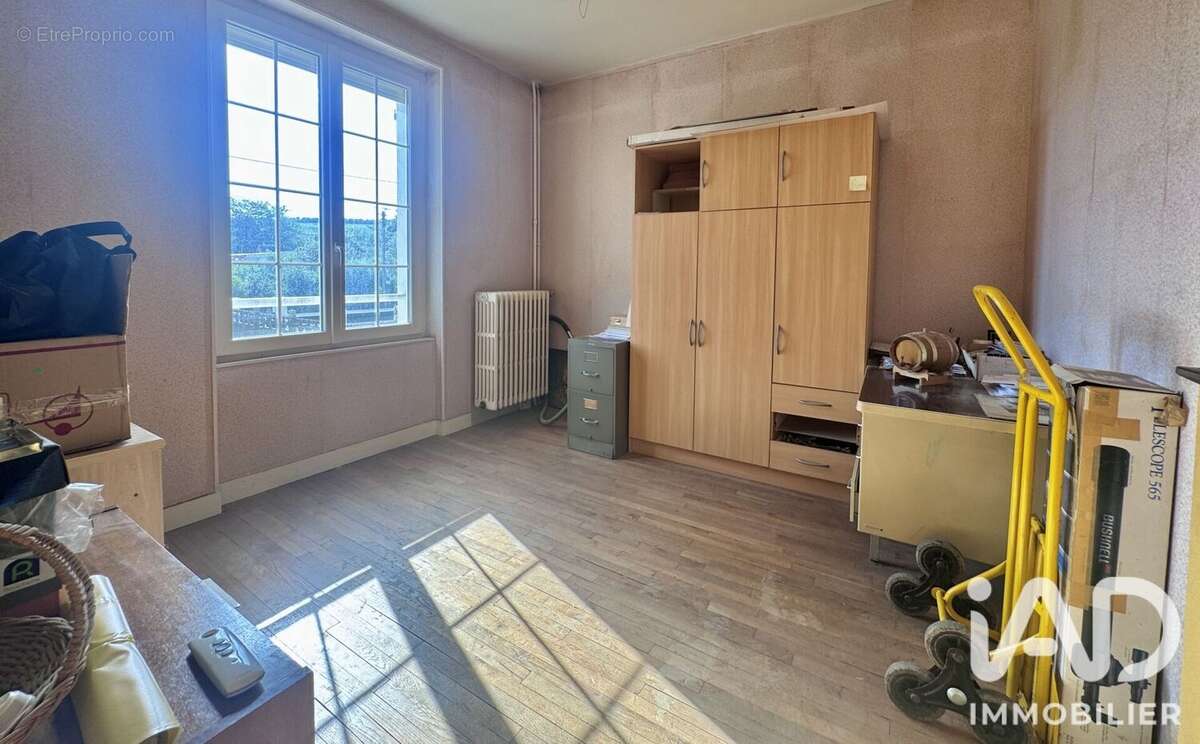 Maison 106 m² à Champs-Sur-Yonne  - photo 3