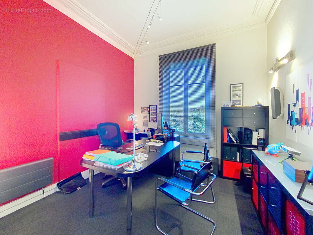 Maison à SAINT-PRIEST-EN-JAREZ