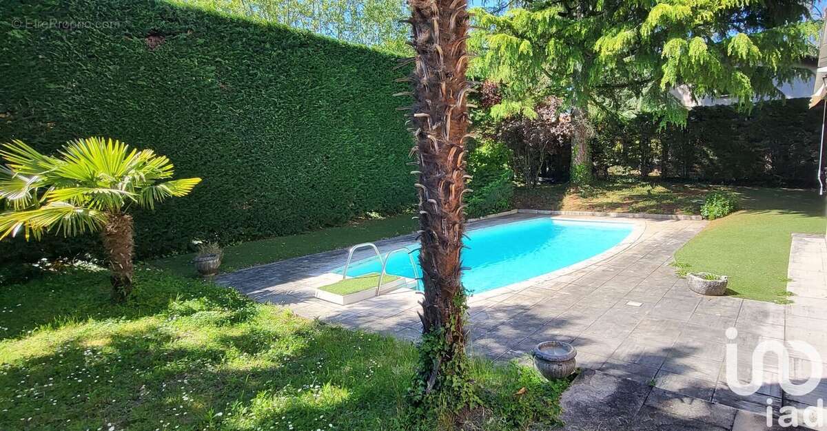 Photo 6 - Maison à SAINT-GENIS-LAVAL