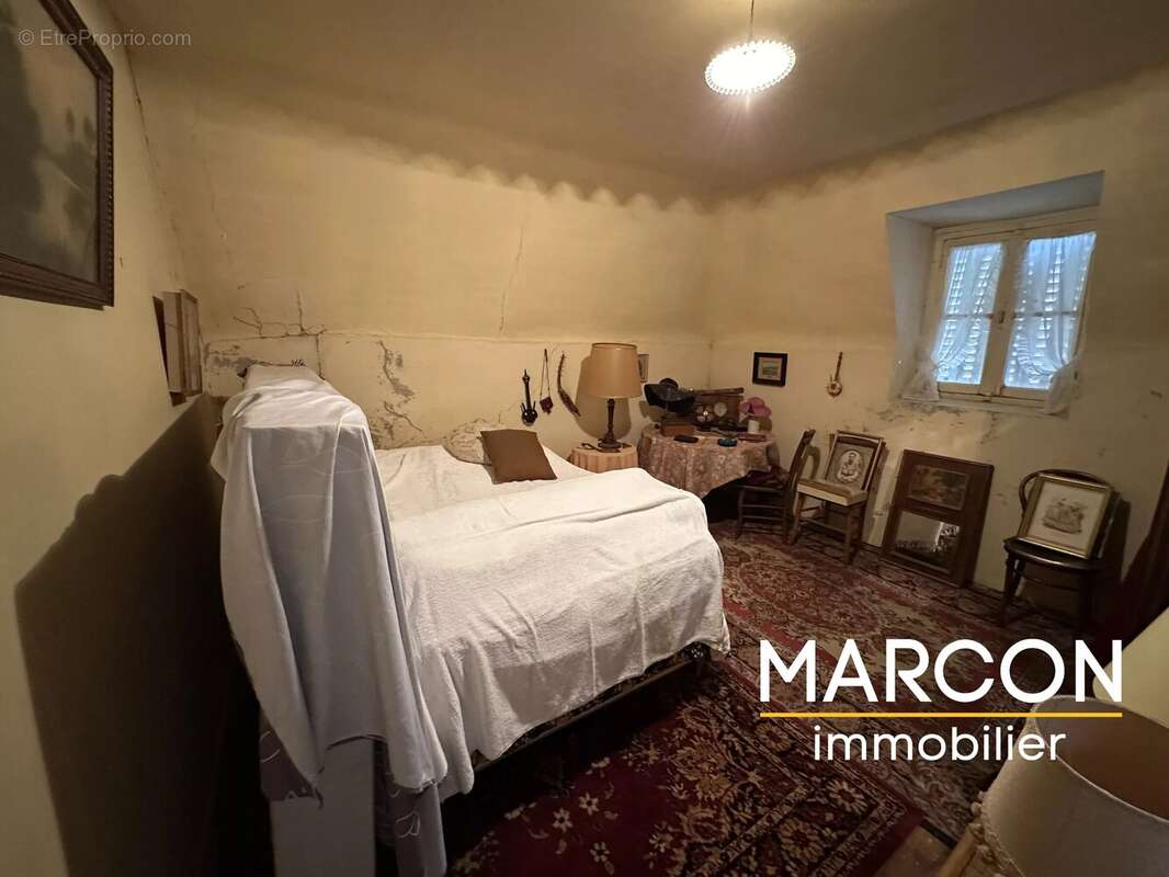 Maison à AUBUSSON