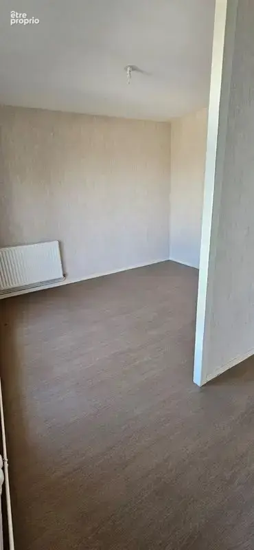 Bourgueil - Appartement T4 - photo 3
