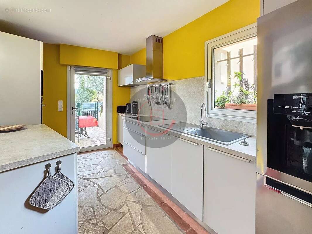 Maison à LES ADRETS-DE-L'ESTEREL