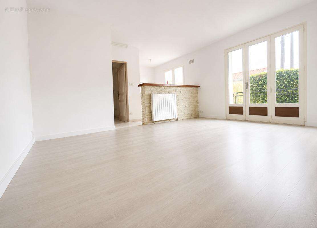 Appartement rez-de-chassée T2-  proche Gare Angoulême - photo 7