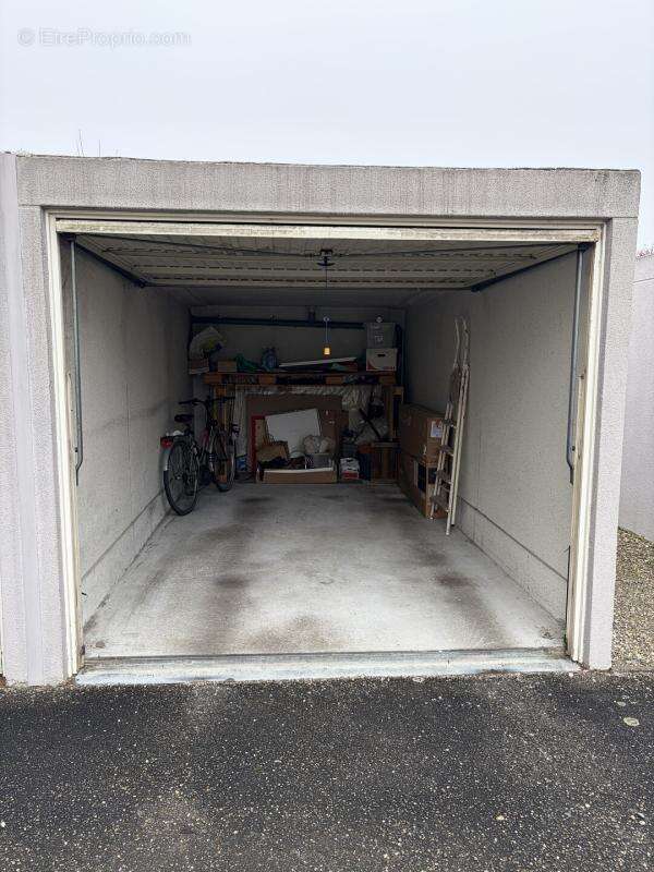 Parking à BISCHHEIM