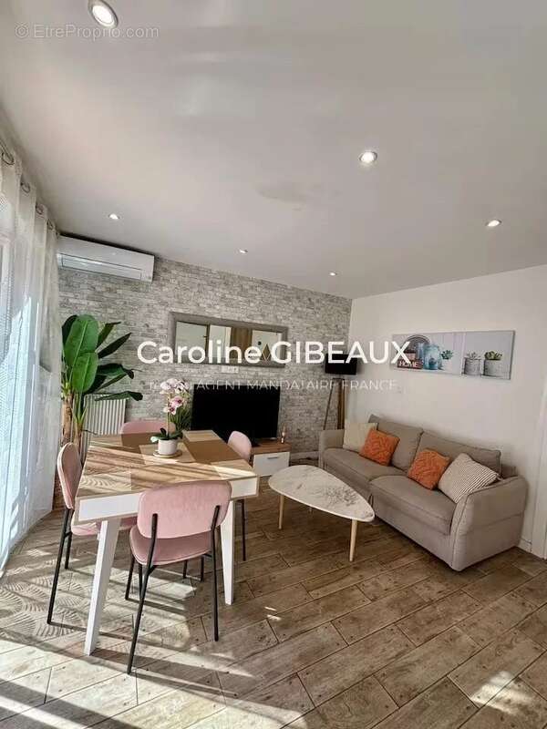 Appartement à SAINT-RAPHAEL