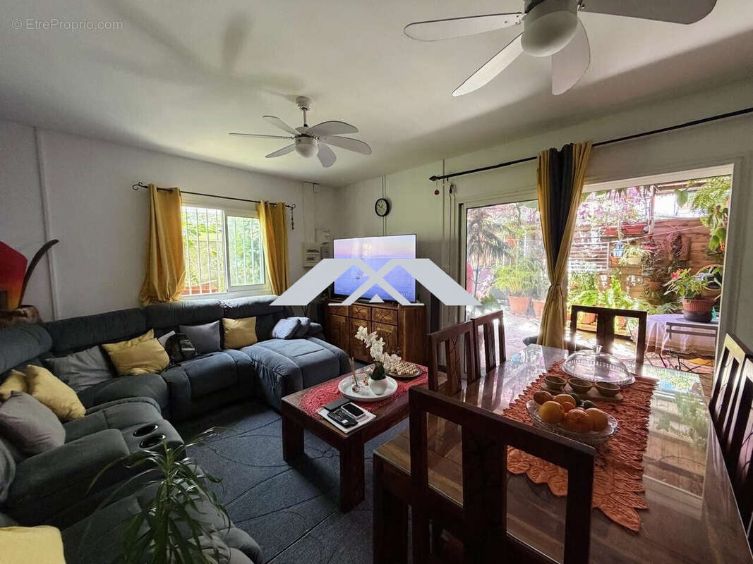 Appartement à SAINT-PIERRE