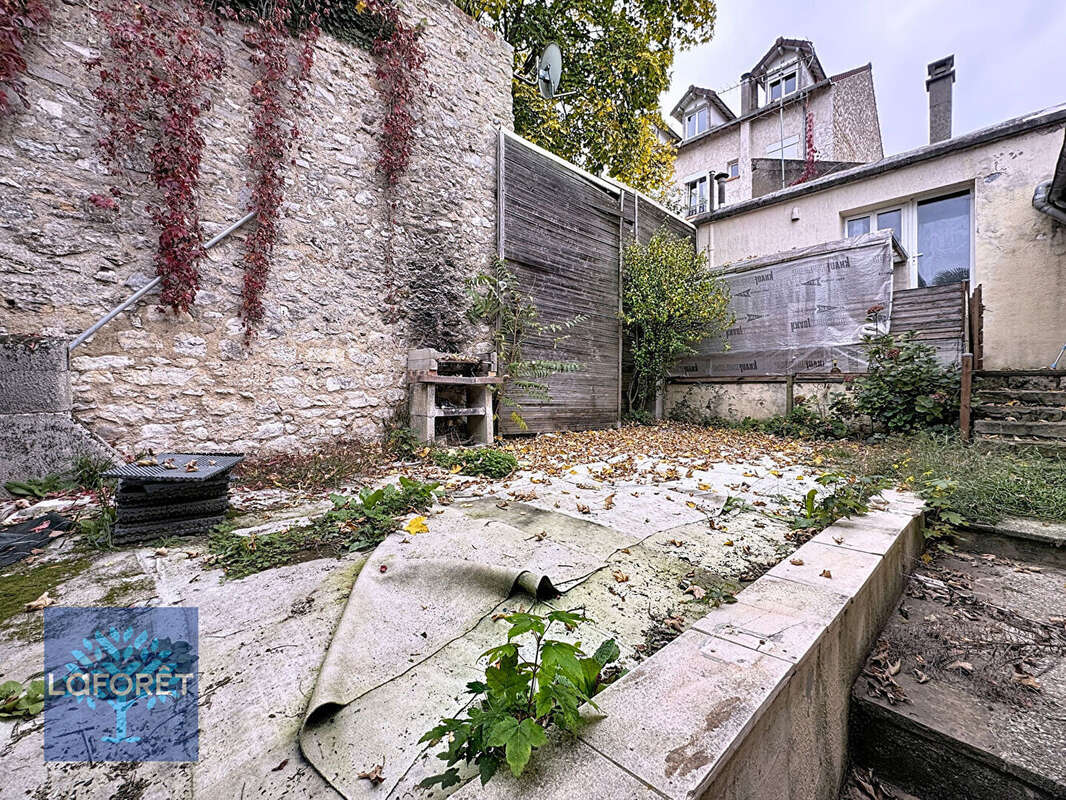 Appartement à DAMMARIE-LES-LYS