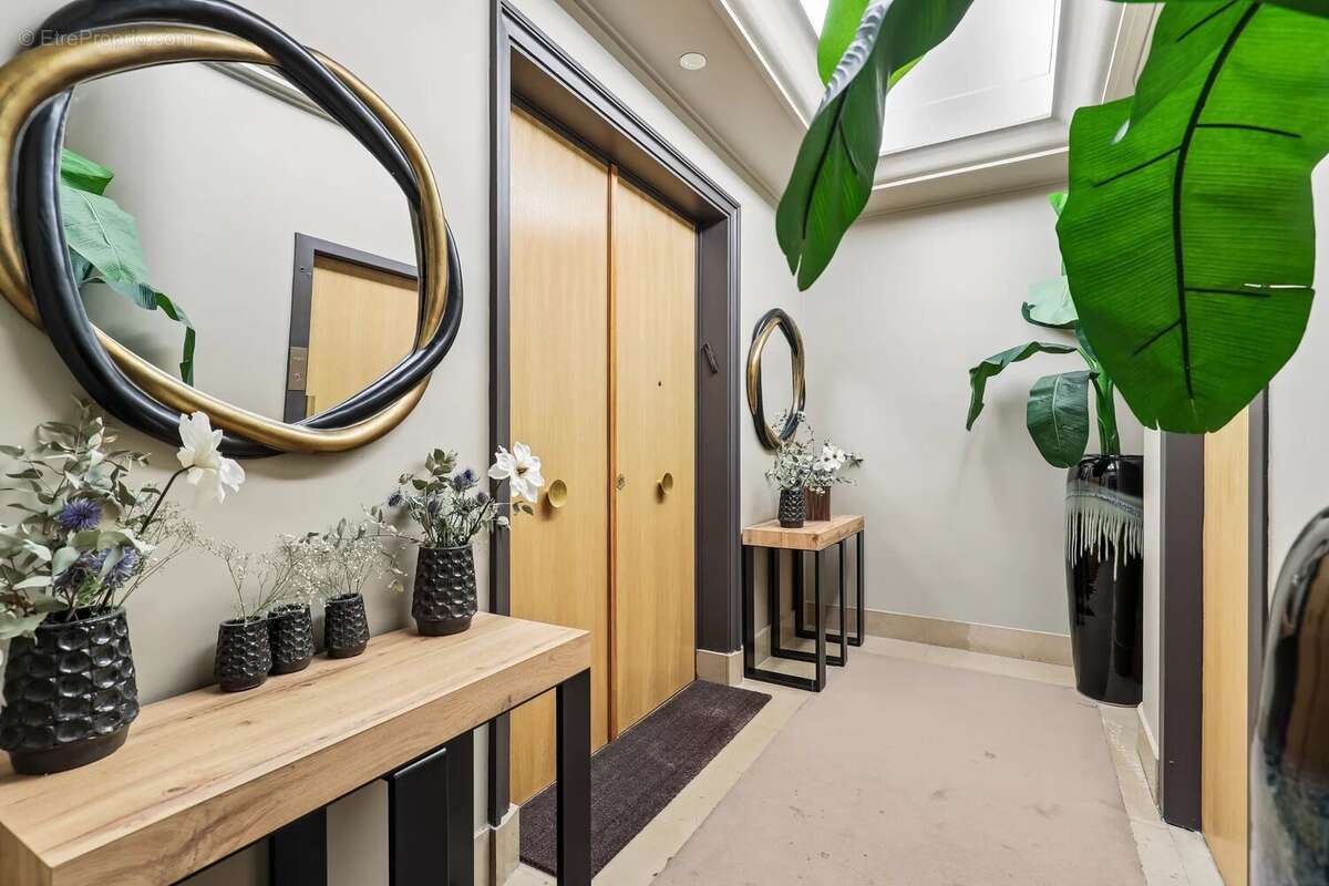 Exclusivité – paris 16e – avenue foch – appartement de prestige avec chambre de service - photo 14