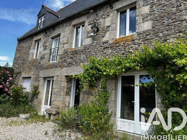 Photo 1 - Maison à LANGUENAN