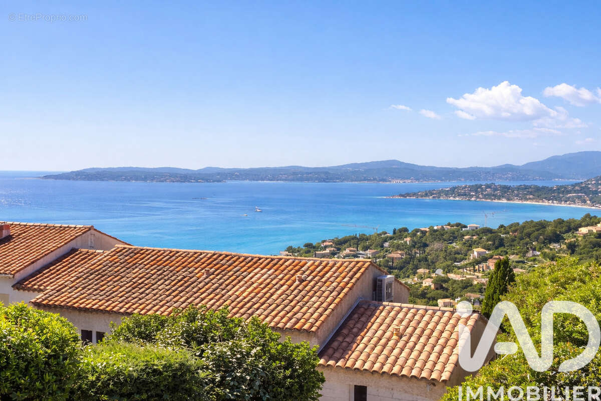 Photo 2 - Maison à LES ISSAMBRES