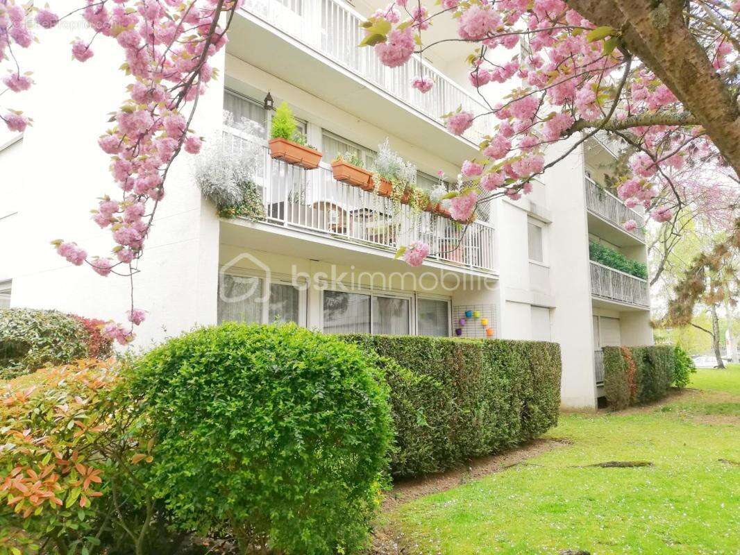 Appartement à BOUGIVAL