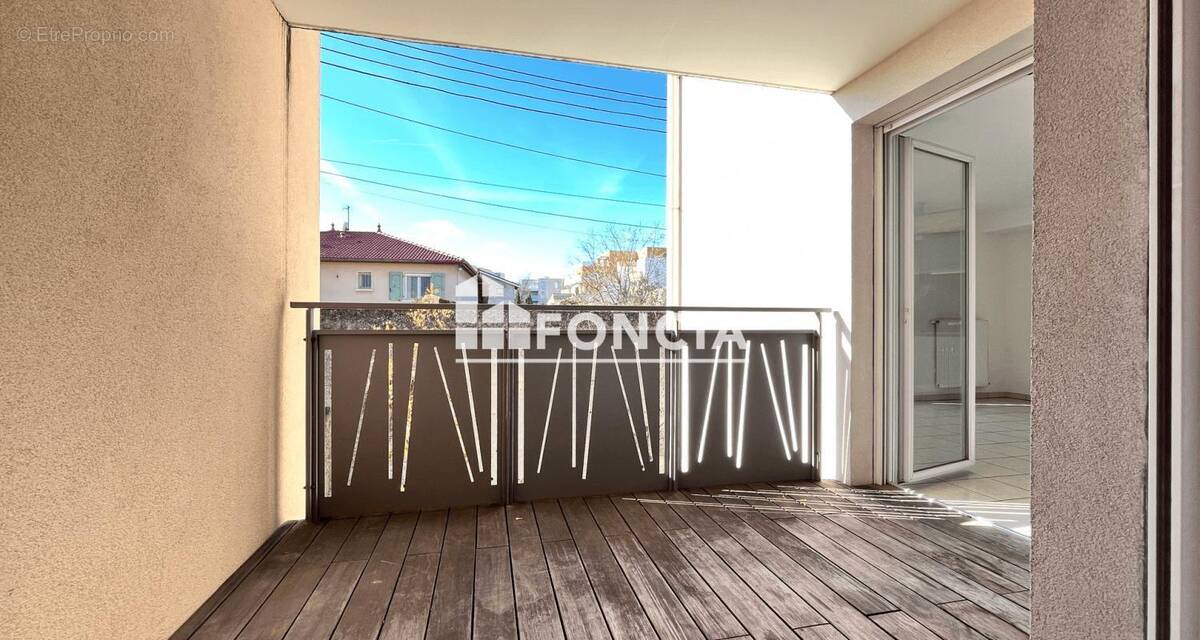 Appartement à VENISSIEUX