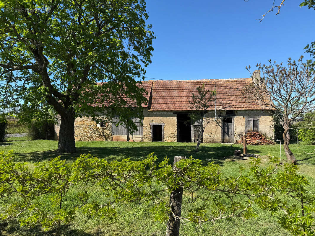 Maison à FOUGEROLLES