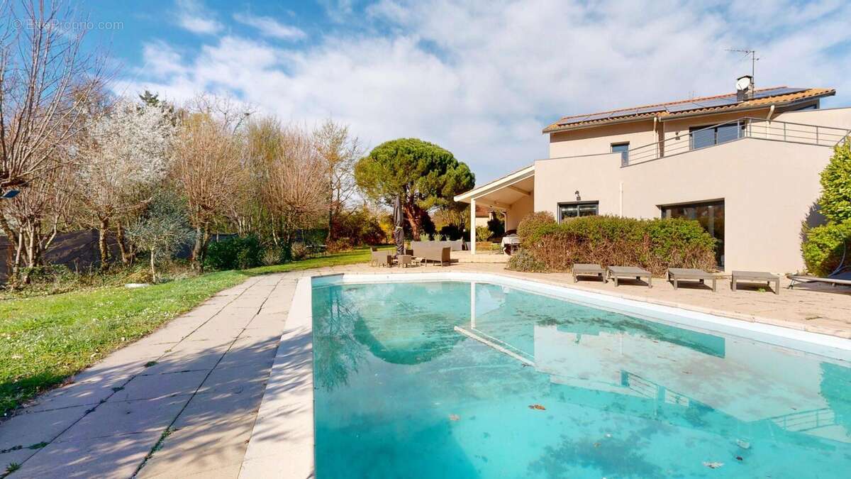 Maison à FRANCHEVILLE