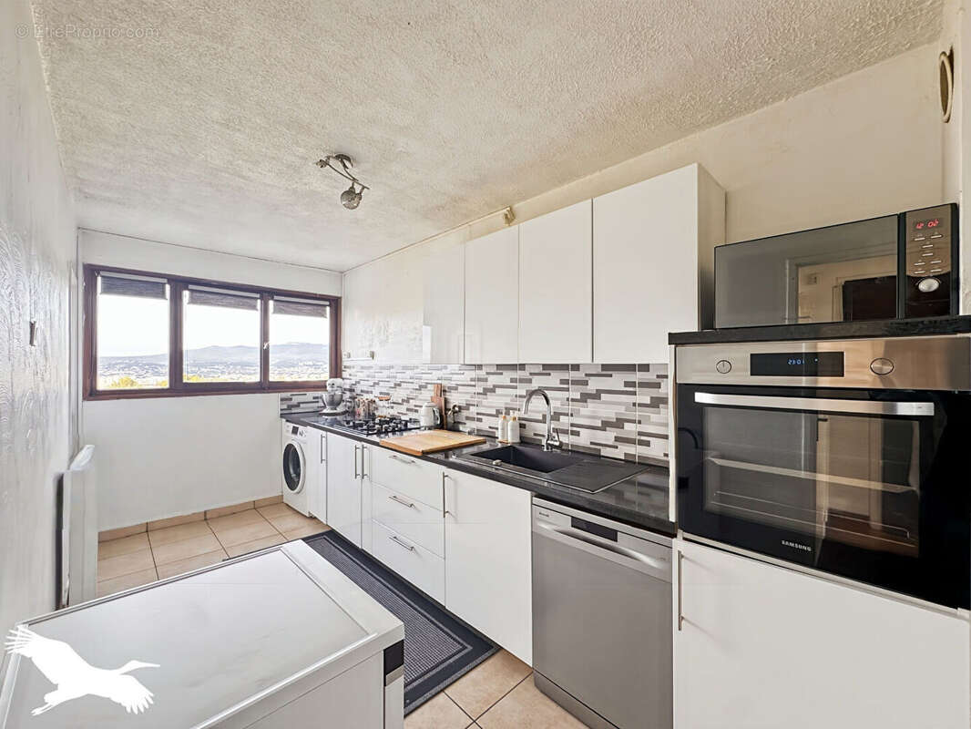 Appartement à MARSEILLE-13E