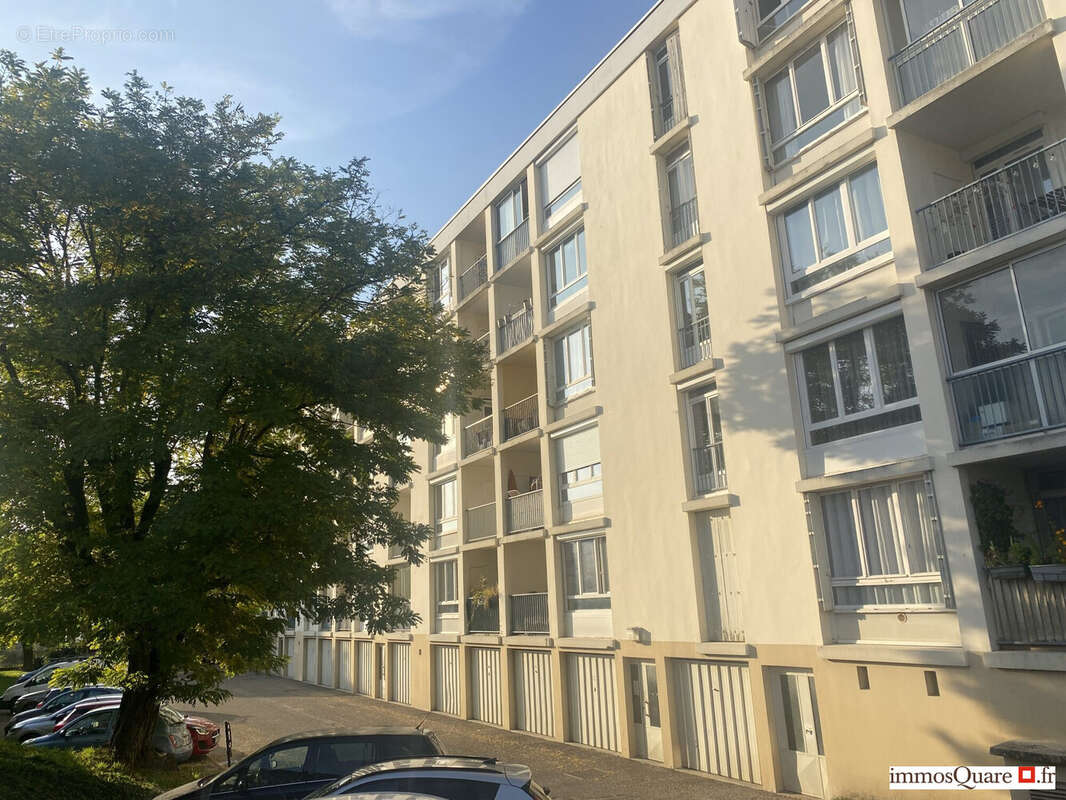 Appartement à VENISSIEUX