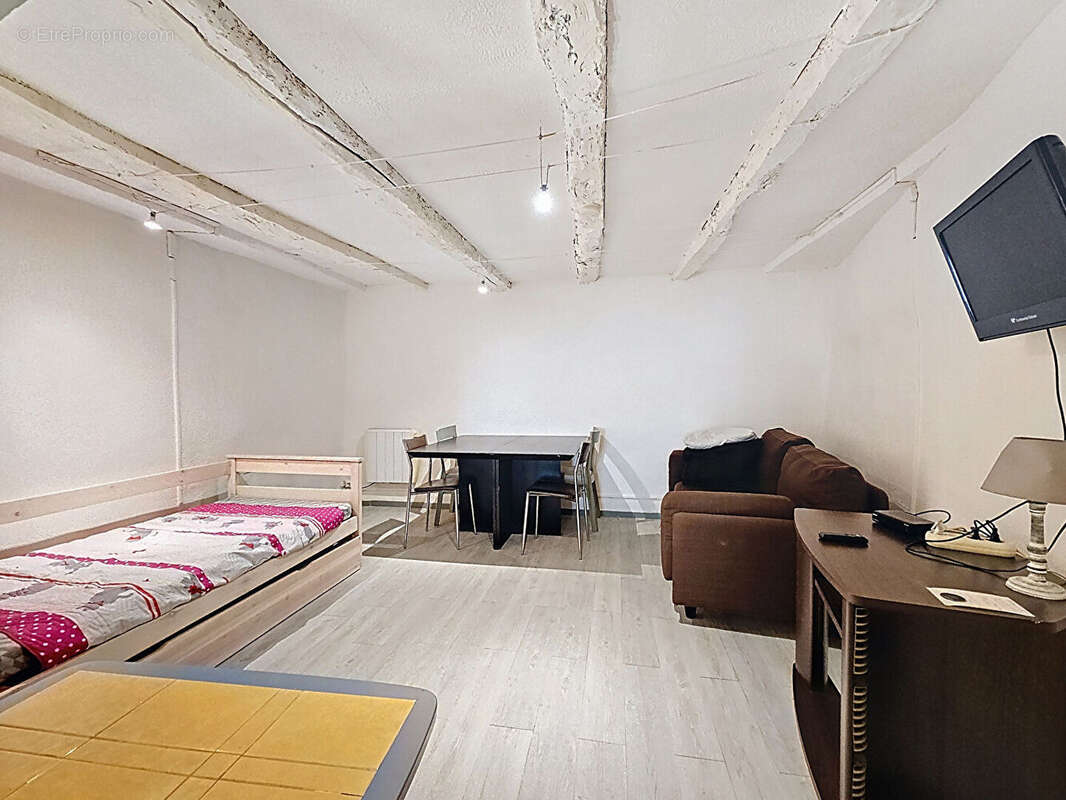 Maison à THEZAN-LES-BEZIERS