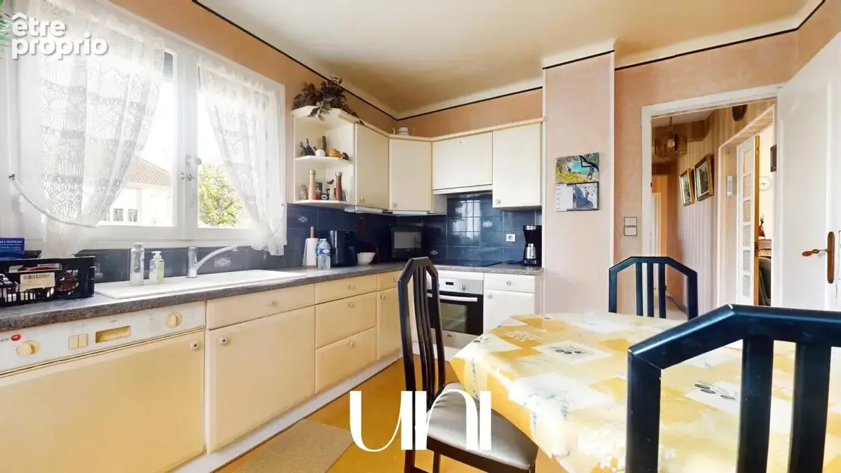 Maison 5 pièces de 106 m² + 70  m² à aménager - CAEN - photo 6