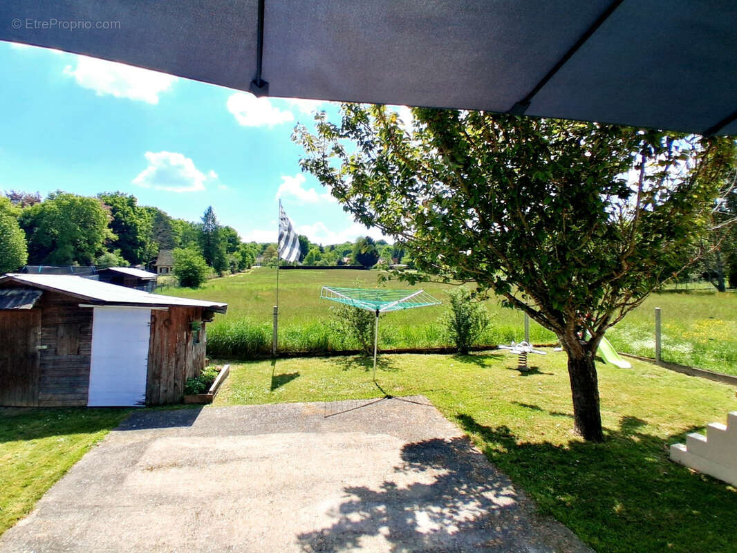 Maison à SAINT-GONDON