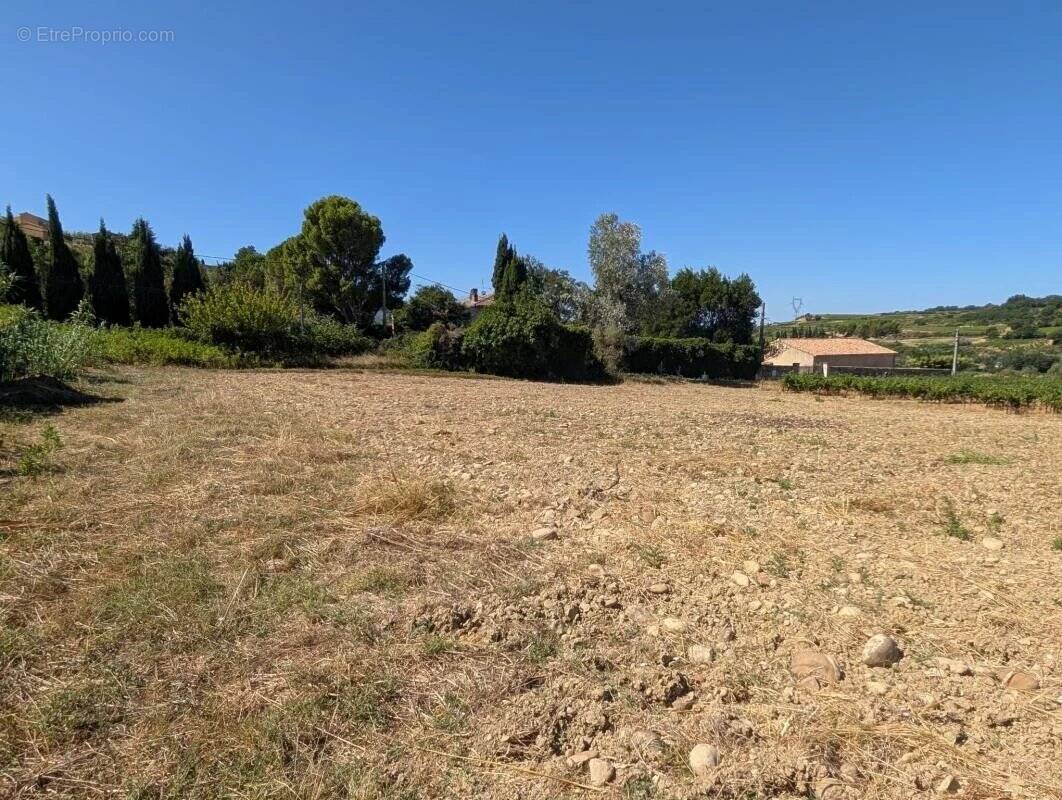 Terrain à ESTEZARGUES