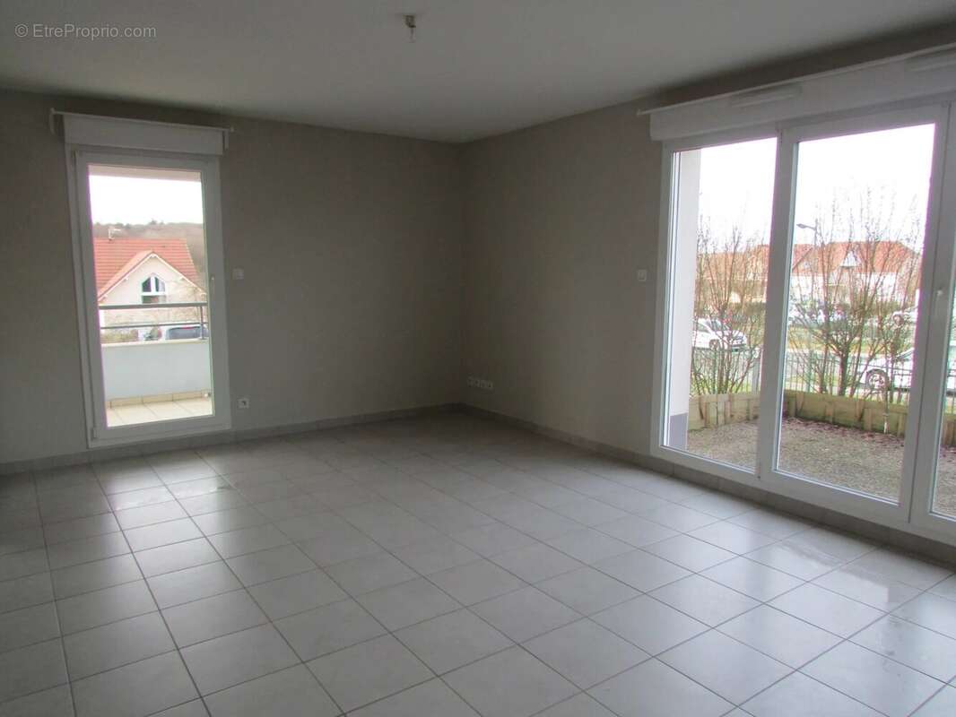 Appartement à SAINTE-SUZANNE