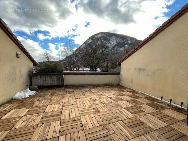 Appartement à SASSENAGE