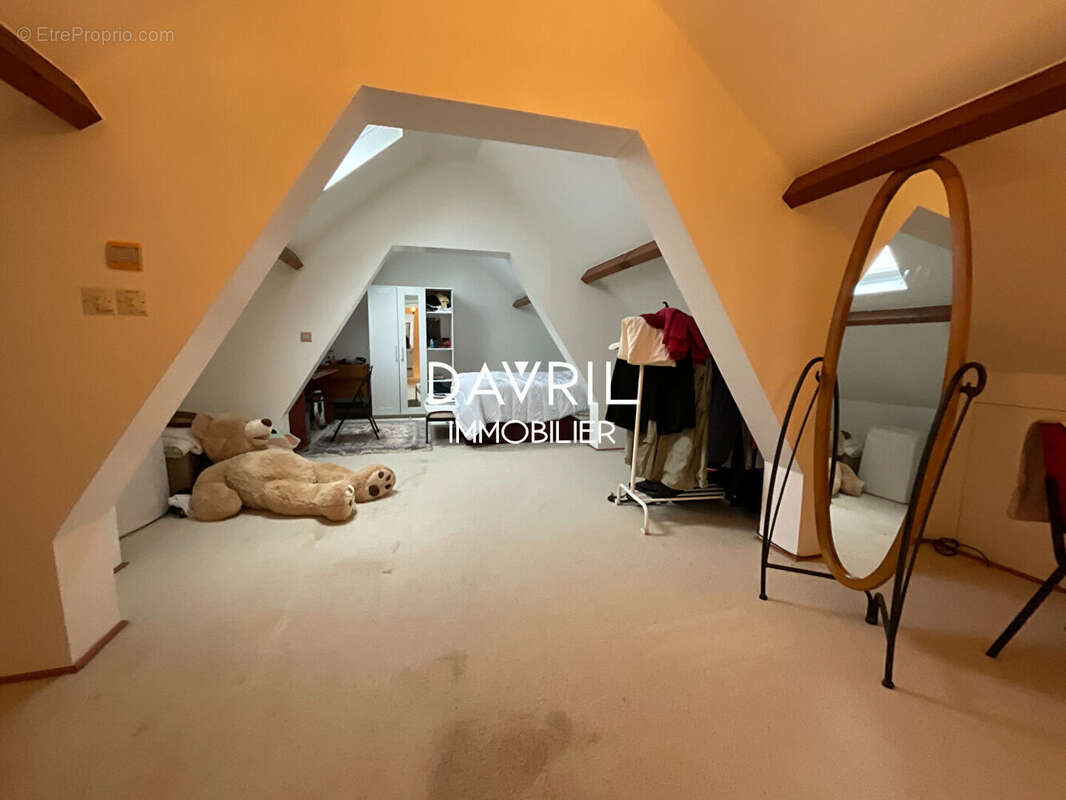 Maison à CONFLANS-SAINTE-HONORINE