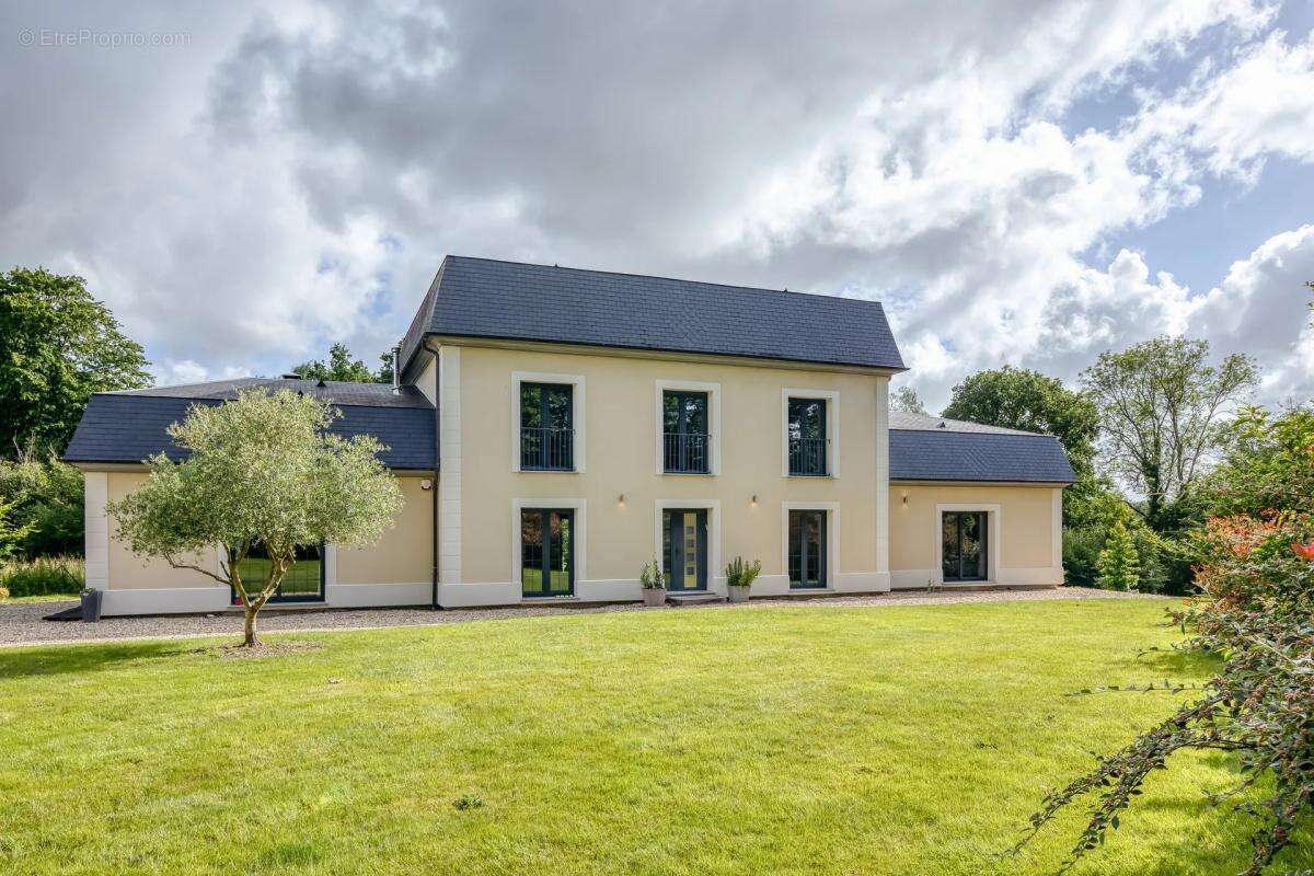 Maison de 6 pièces de 320 m² à Villez-sur-le-Neubourg - photo 3