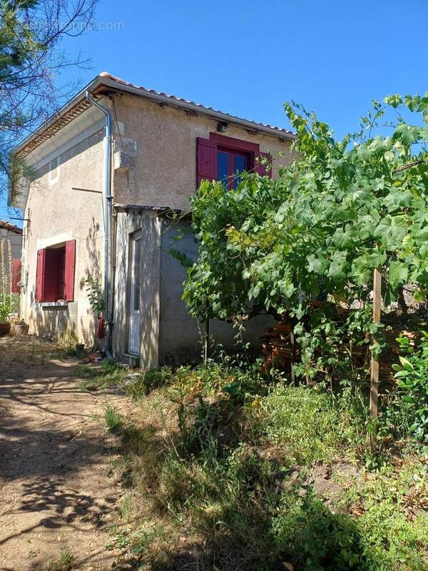 Photo 1 - Maison à YVIERS