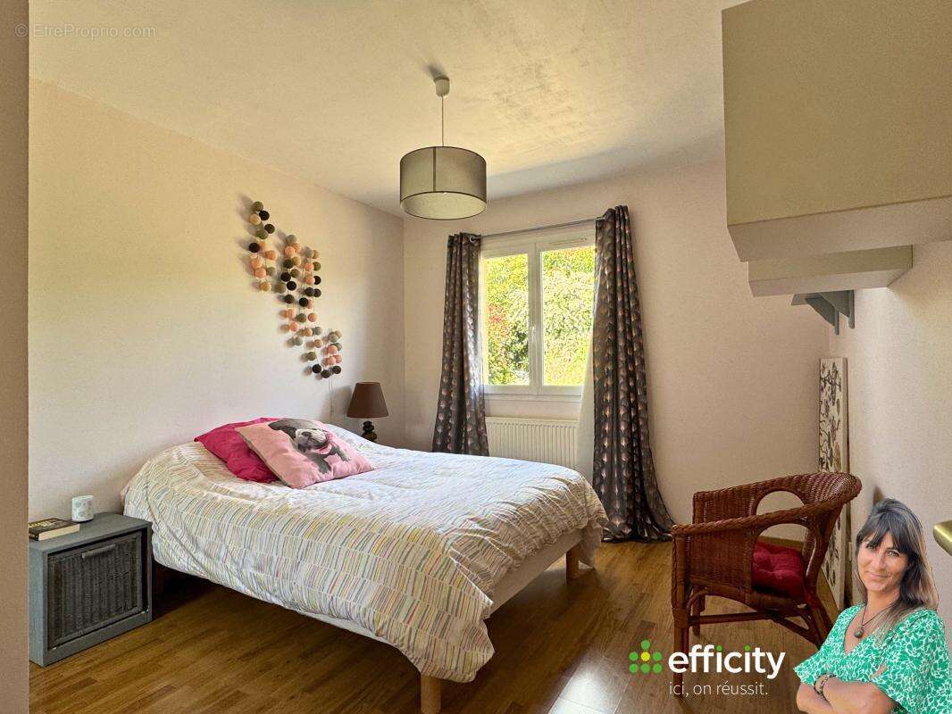 Maison 91 m² à Pouilly-Les-Feurs  - photo 11
