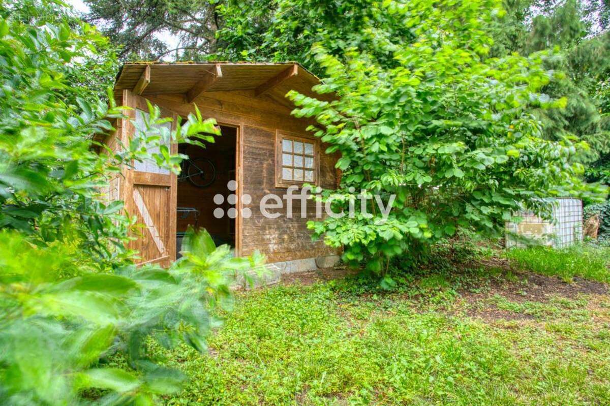 Maison 93 m² à Biras  - photo 14