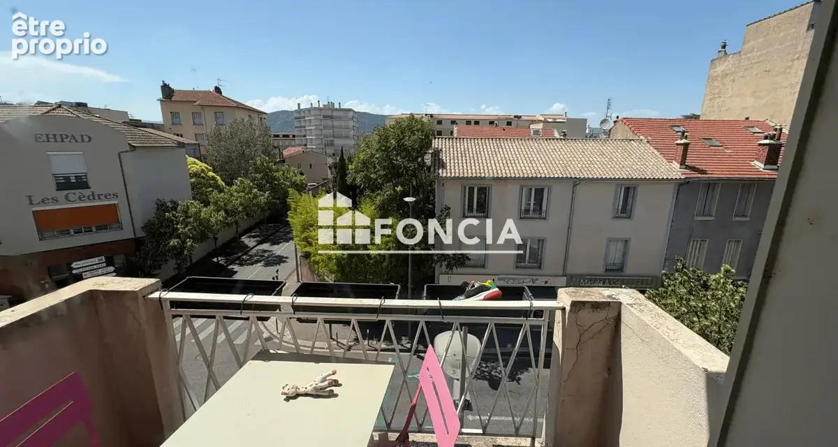 Grand appartement T4, Av Victor HUGO - photo 2