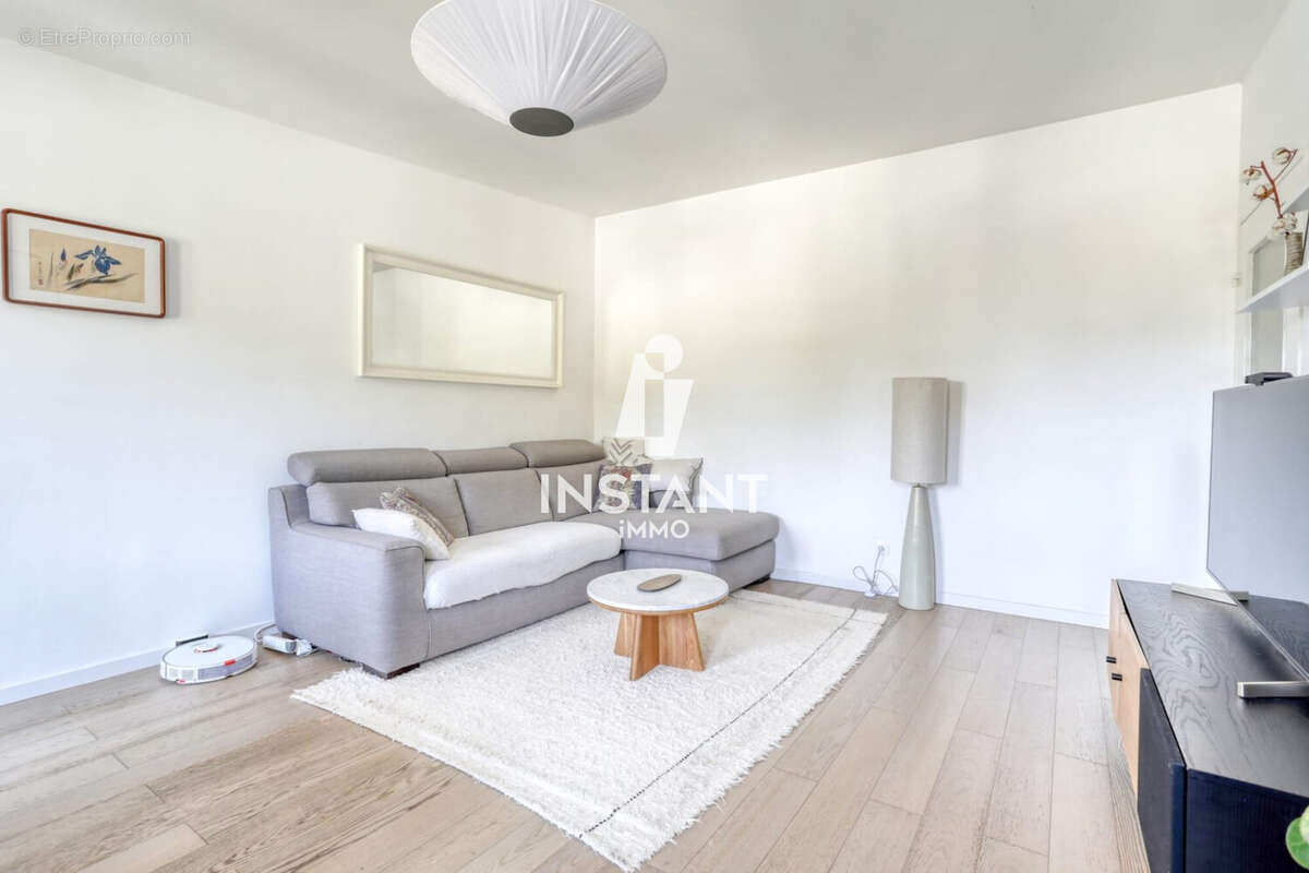 Appartement à SEVRES