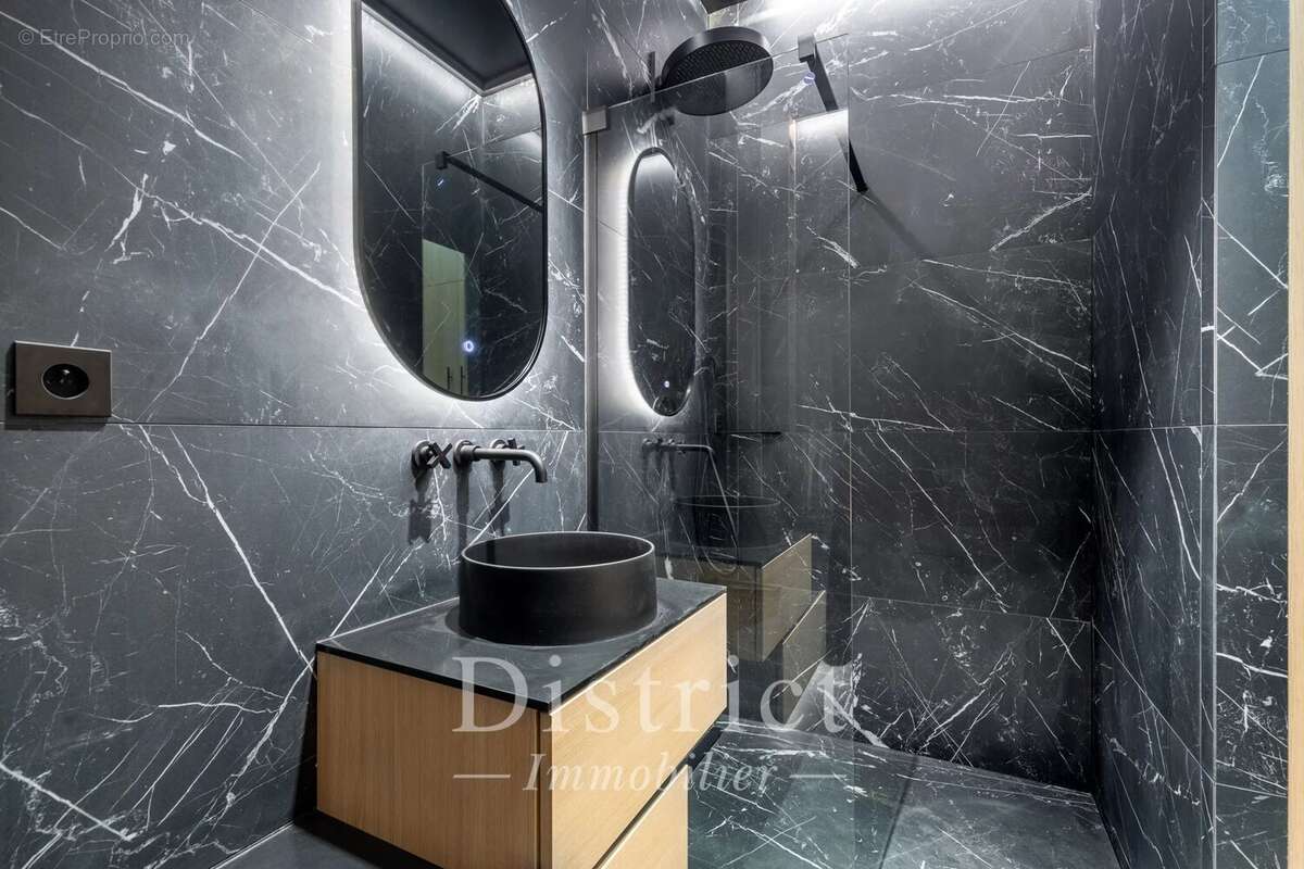 Appartement à PARIS-4E