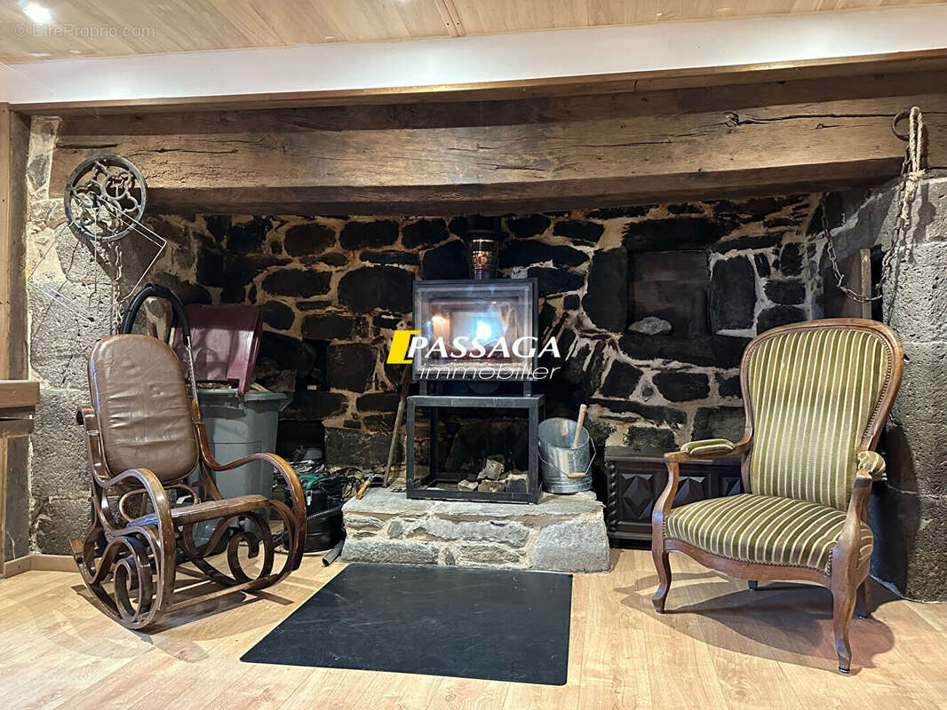 Maison à PRADES-D'AUBRAC