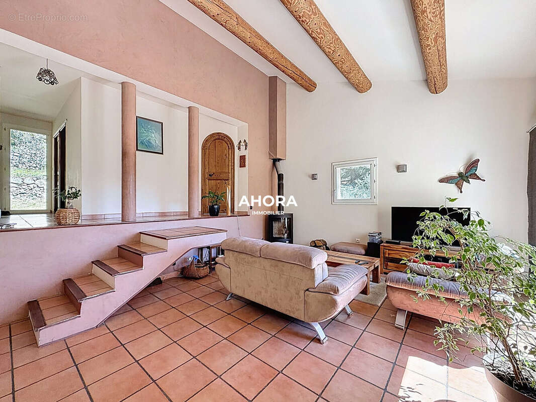 Maison à CADOLIVE